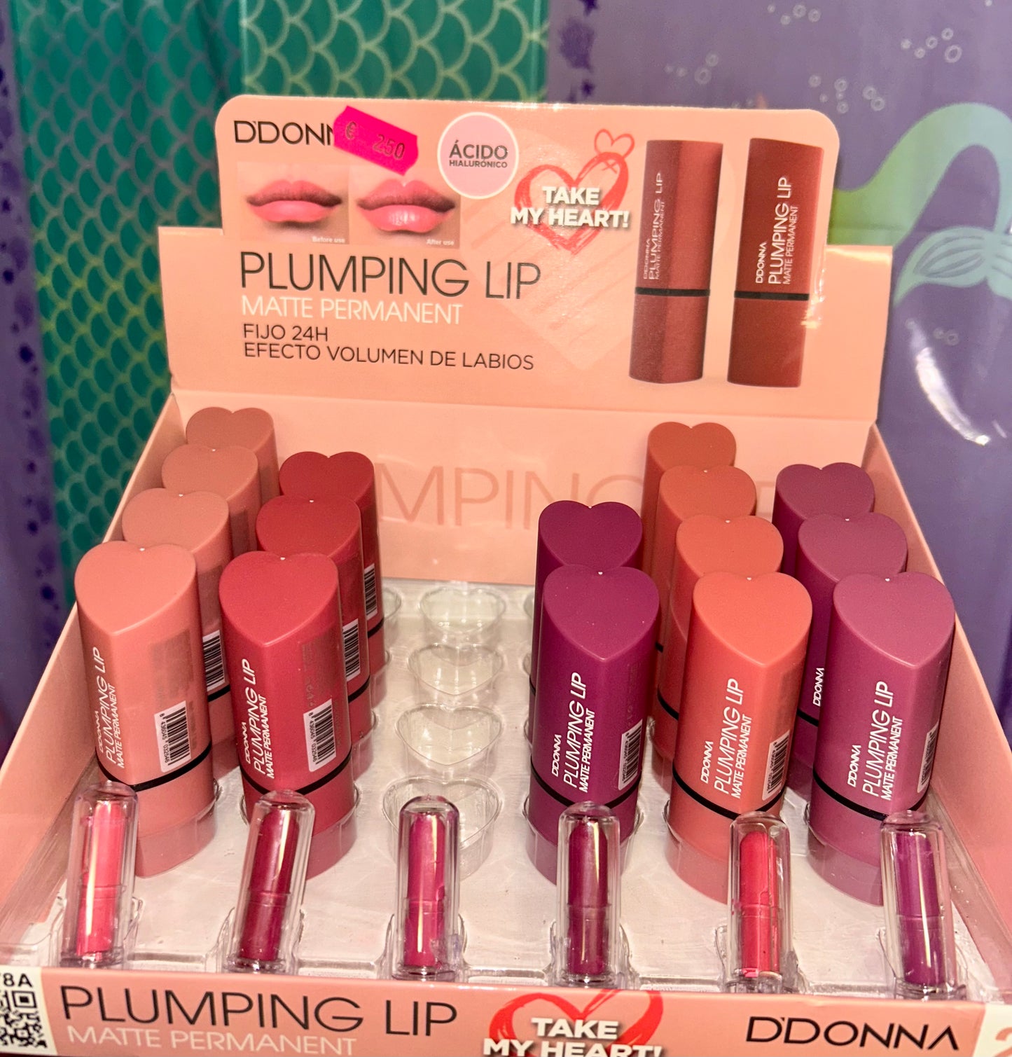 Rossetto con acido ialuronico Numero  4 Malva