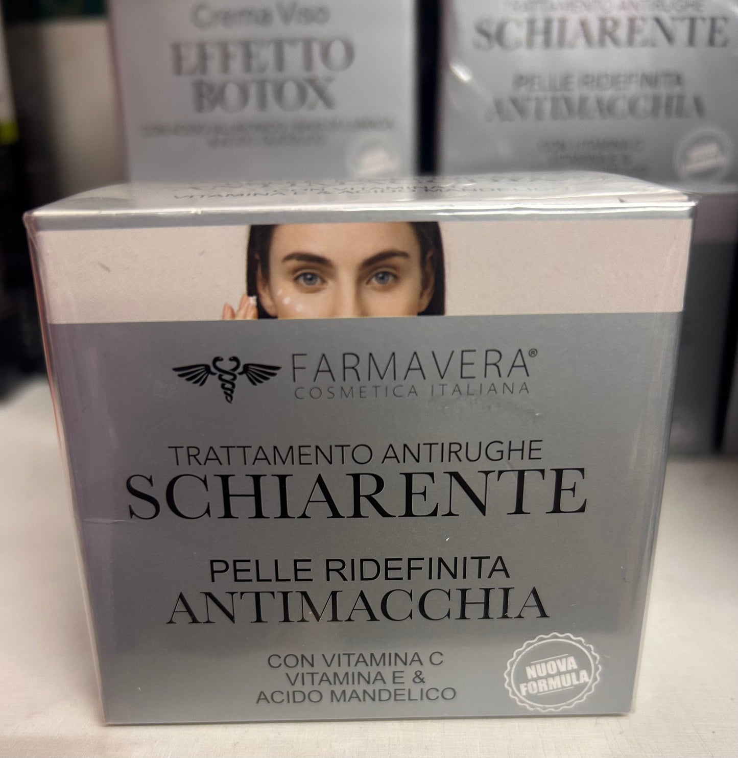 Crema Schiarente Antimacchia