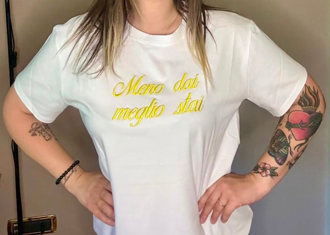 T shirt taglia unica meno dai meglio stai